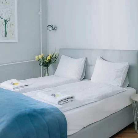 Apartel Plac Unii Lubelskiej Apartment